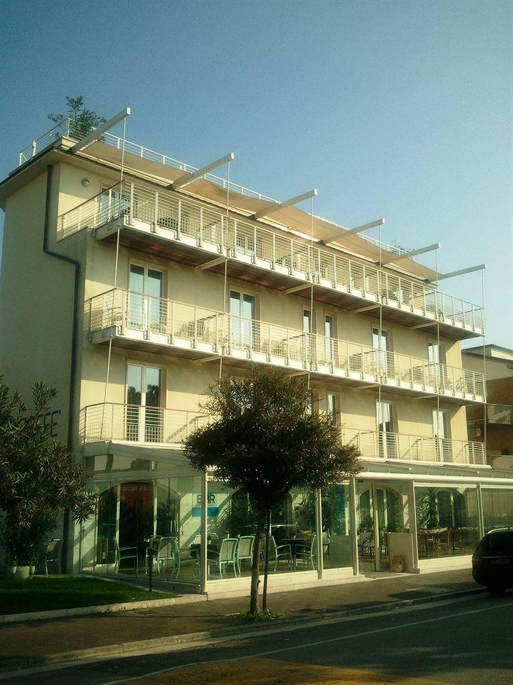 Hotel Acquadolce Peschiera del Garda Kültér fotó