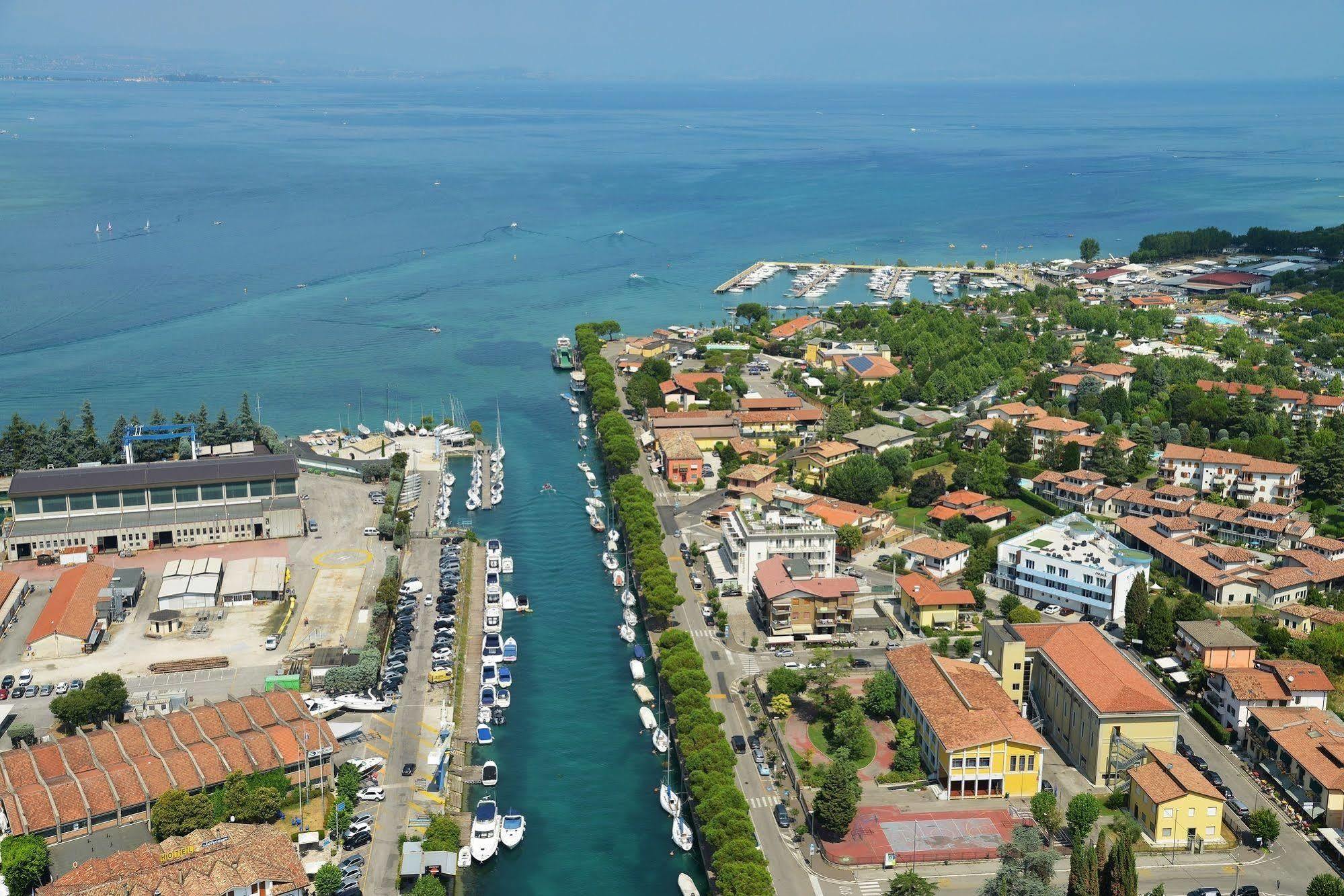 Hotel Acquadolce Peschiera del Garda Kültér fotó